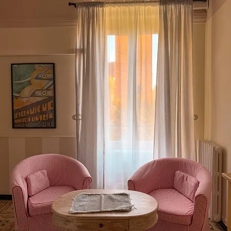 Salvarezza فندق مبيت وإفطار 3*