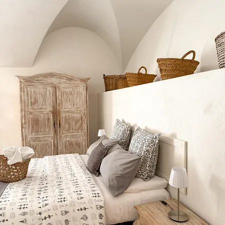 Salvarezza Bed & Breakfast 3*
