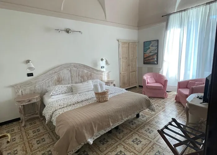 Salvarezza Bed & Breakfast 3*