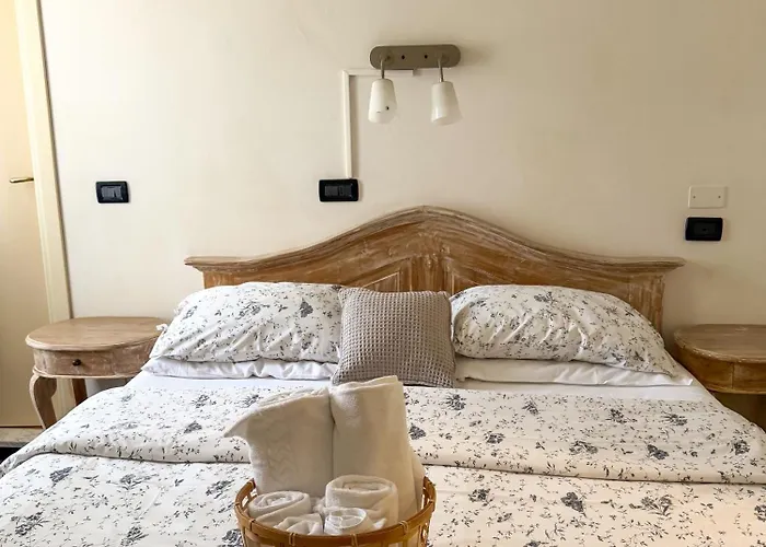 Bed & Breakfast Salvarezza Noli